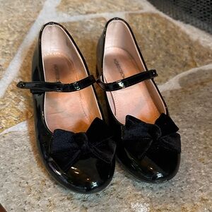 Nordstrom Black Patent Mary Jane Shoes with Bow